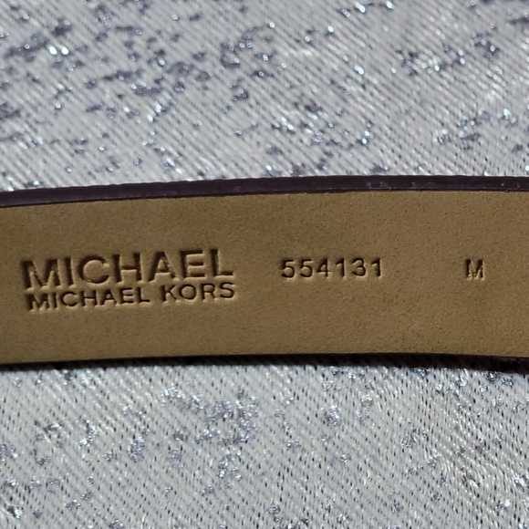 NEW Michael Kors Franny Pack Medium Brown Belt Wallet - Picture 3 of 3